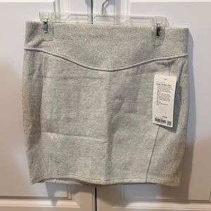 NWT Lululemon Scuba Gray Mini Skirt - Sz L
